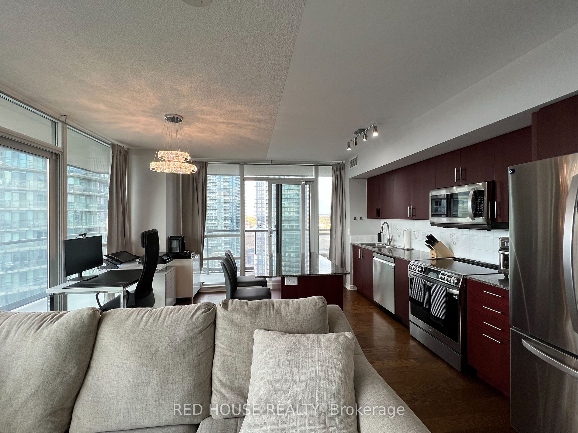 2240 Lake Shore Blvd W 4 Property Photo 4