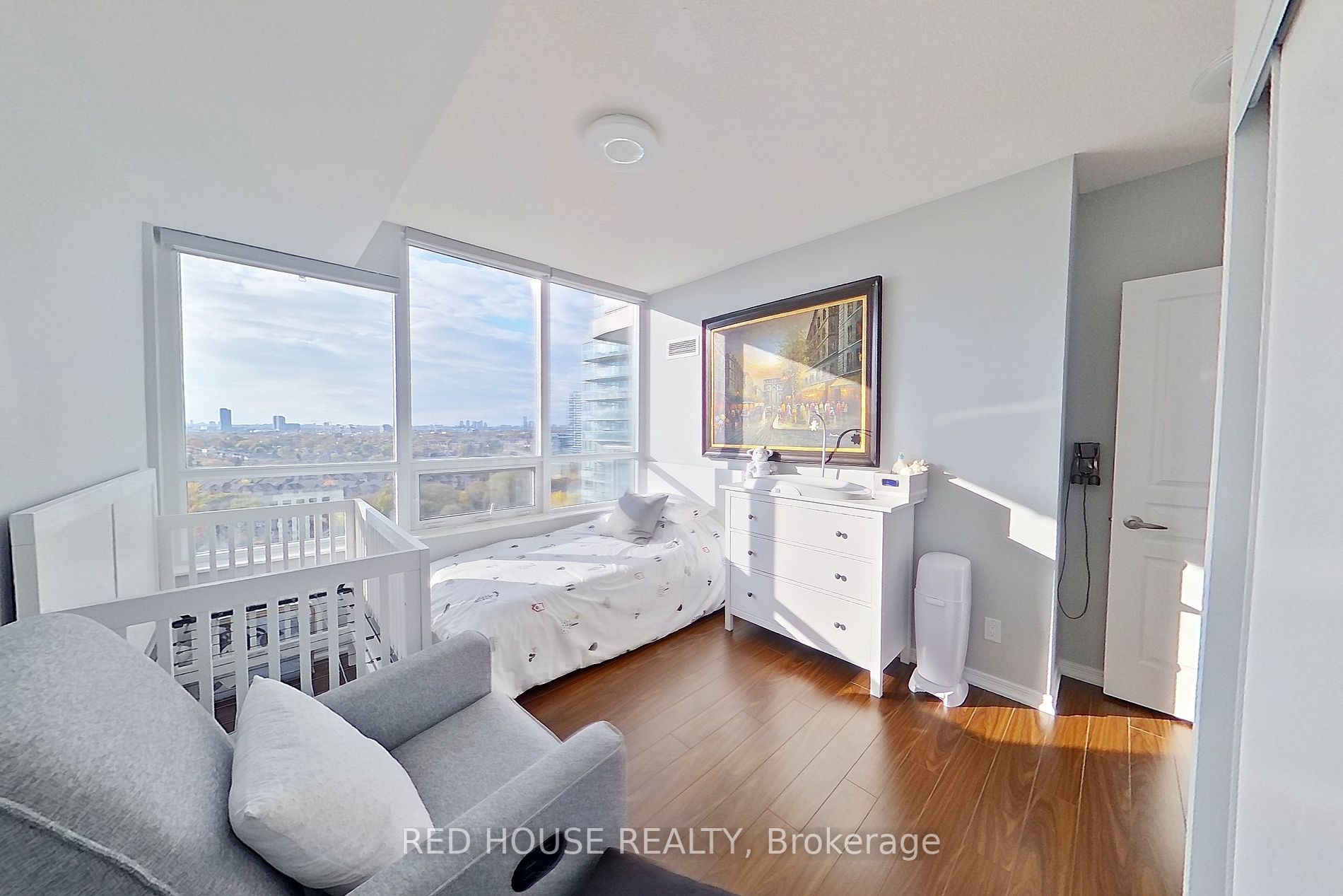 2240 Lake Shore Blvd W 4 Property Photo 12