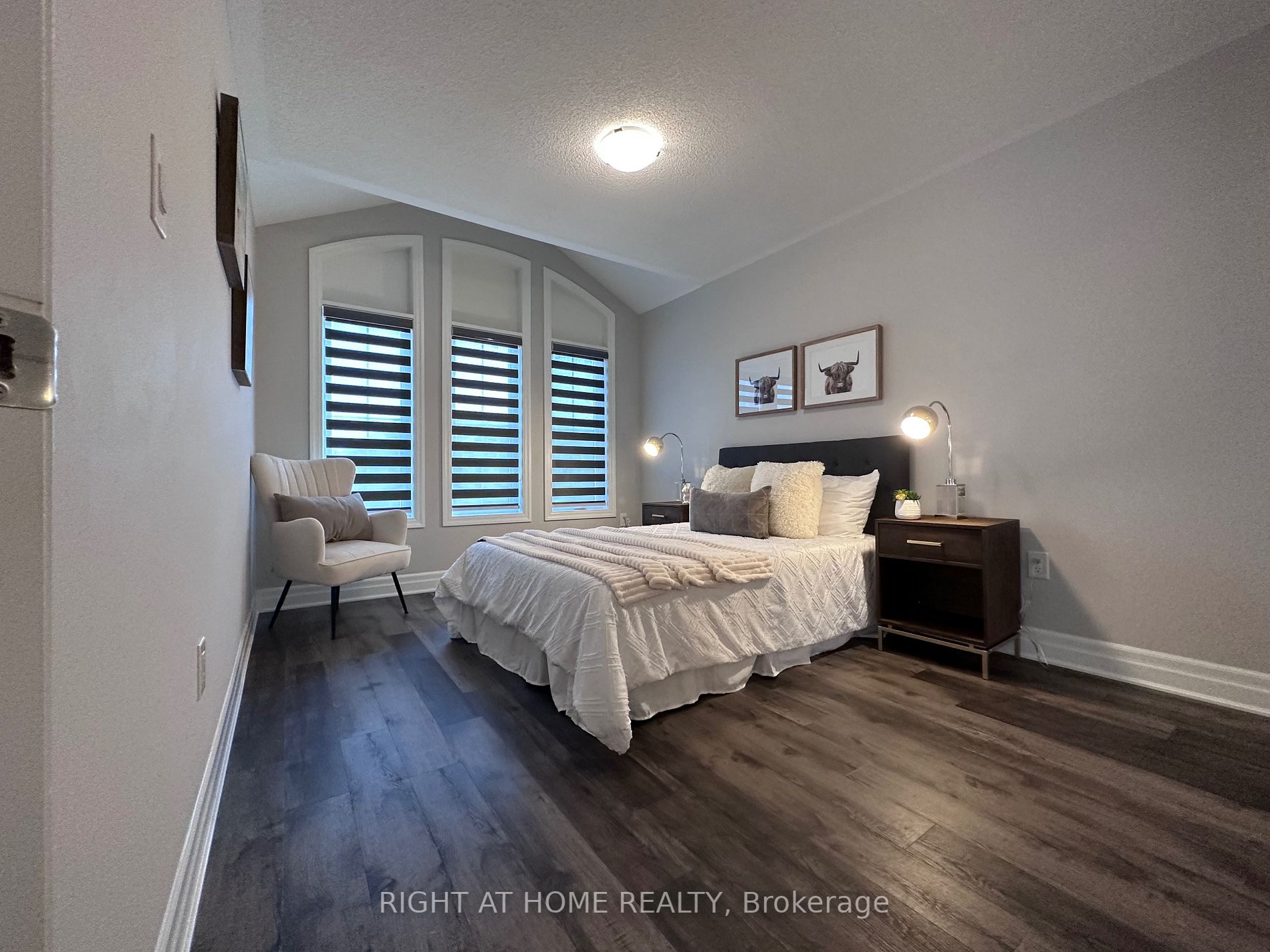 483 Violet Gate Property Photo 15