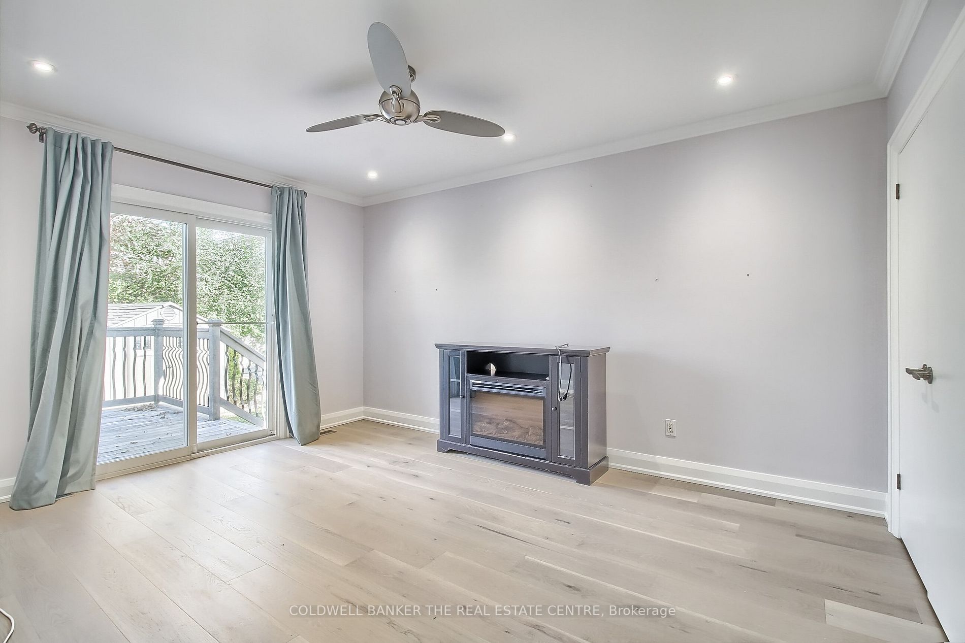 62 Mooreshead Dr Property Photo 9