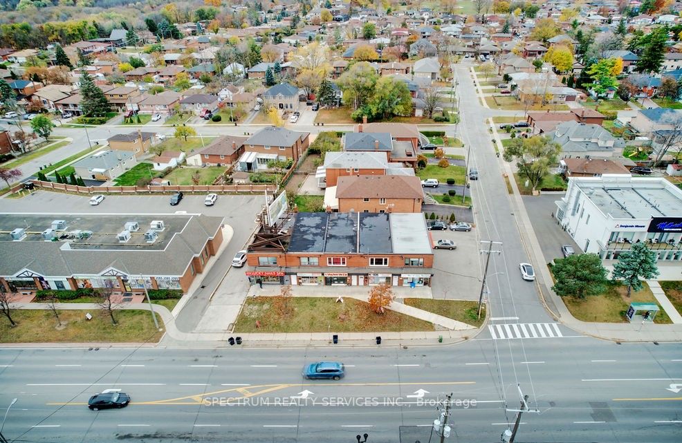 2956 Islington Ave Property Photo 2