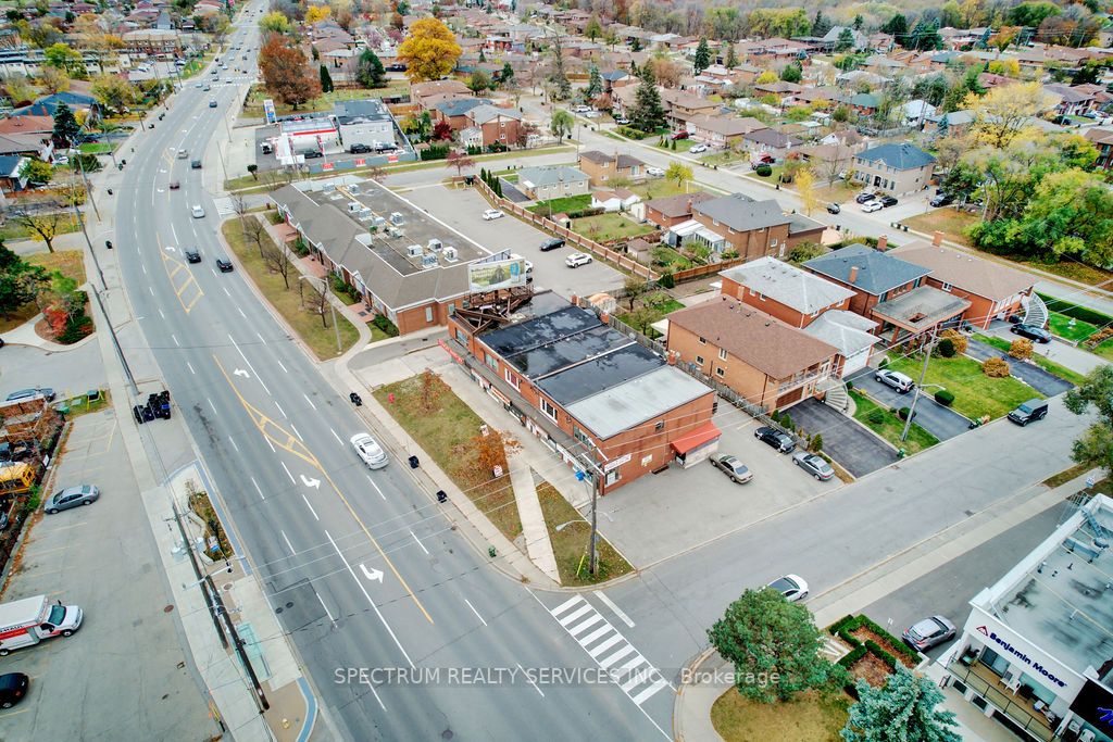 2956 Islington Ave Property Photo 6