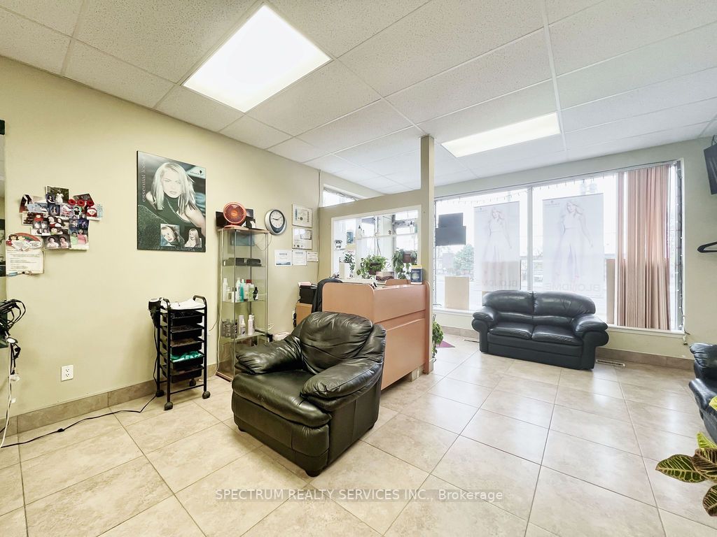 2956 Islington Ave Property Photo 16
