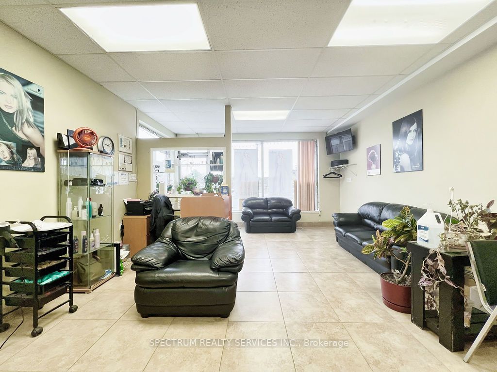 2956 Islington Ave Property Photo 17