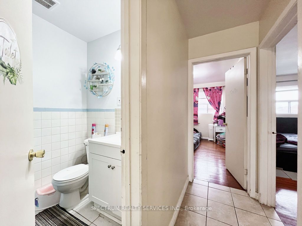 2956 Islington Ave Property Photo 21
