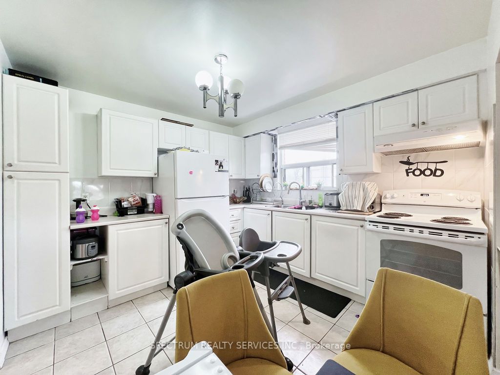 2956 Islington Ave Property Photo 23
