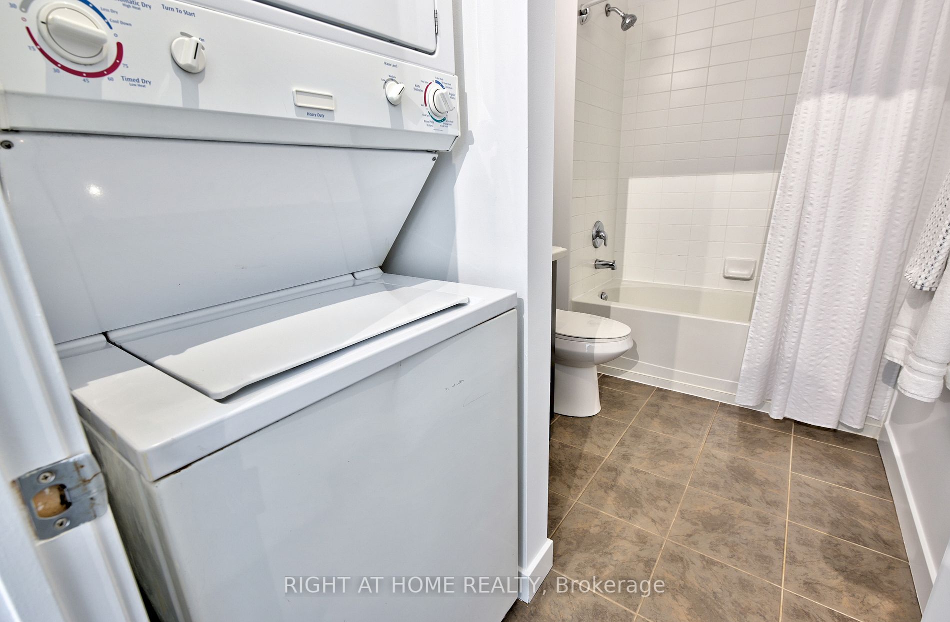 2 Fieldway Rd 11 Property Photo 18
