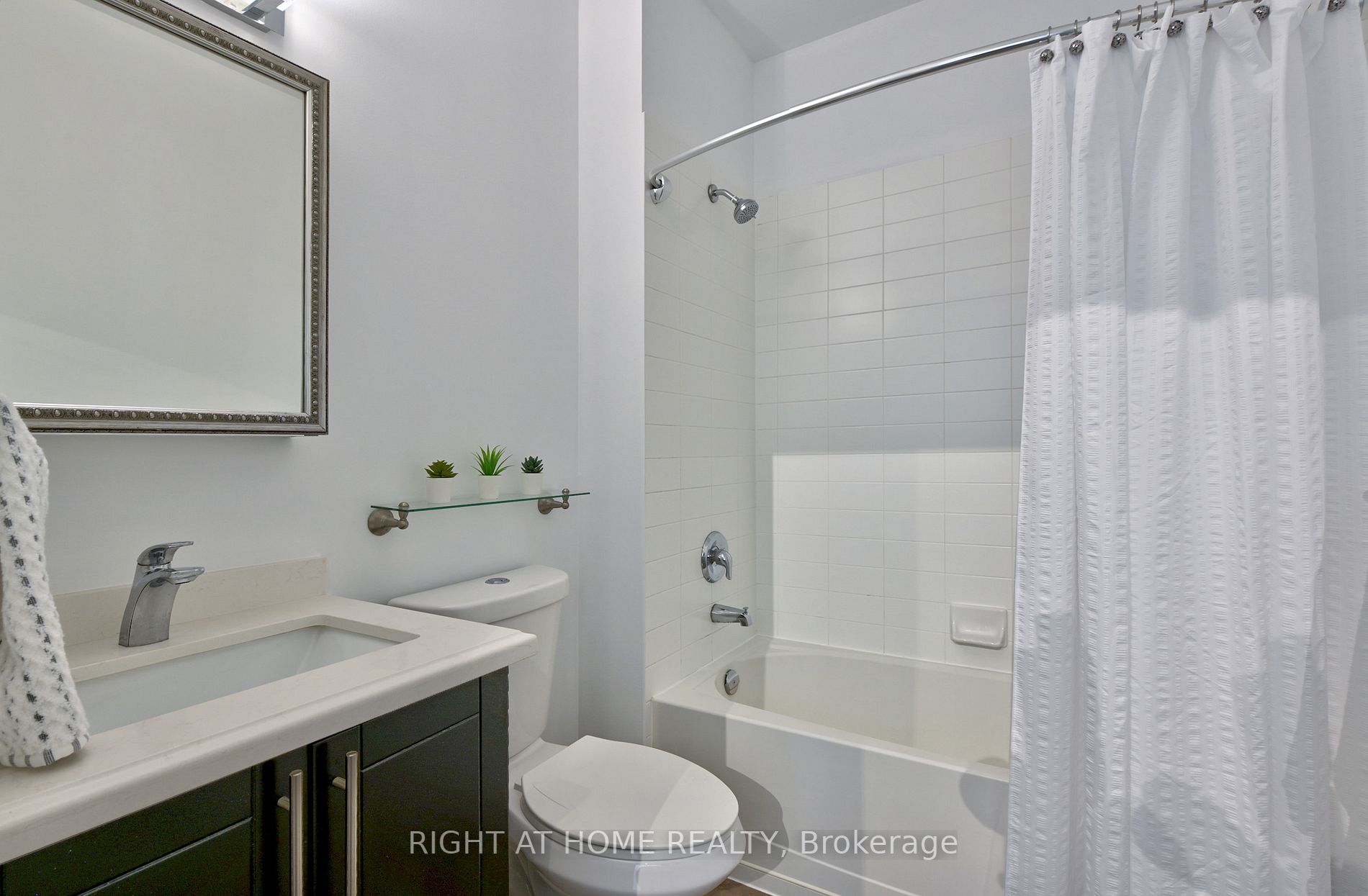 2 Fieldway Rd 11 Property Photo 19