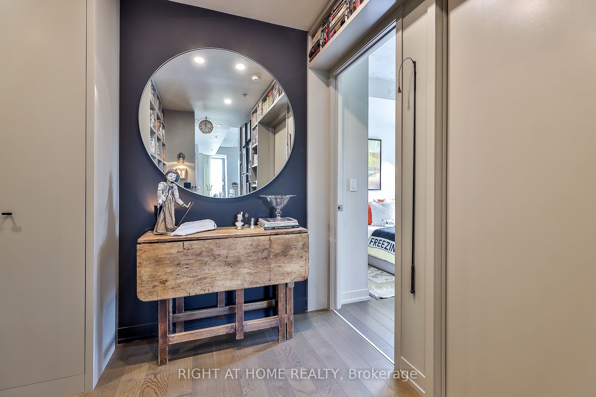 530 Indian Grve 10 Property Photo 16