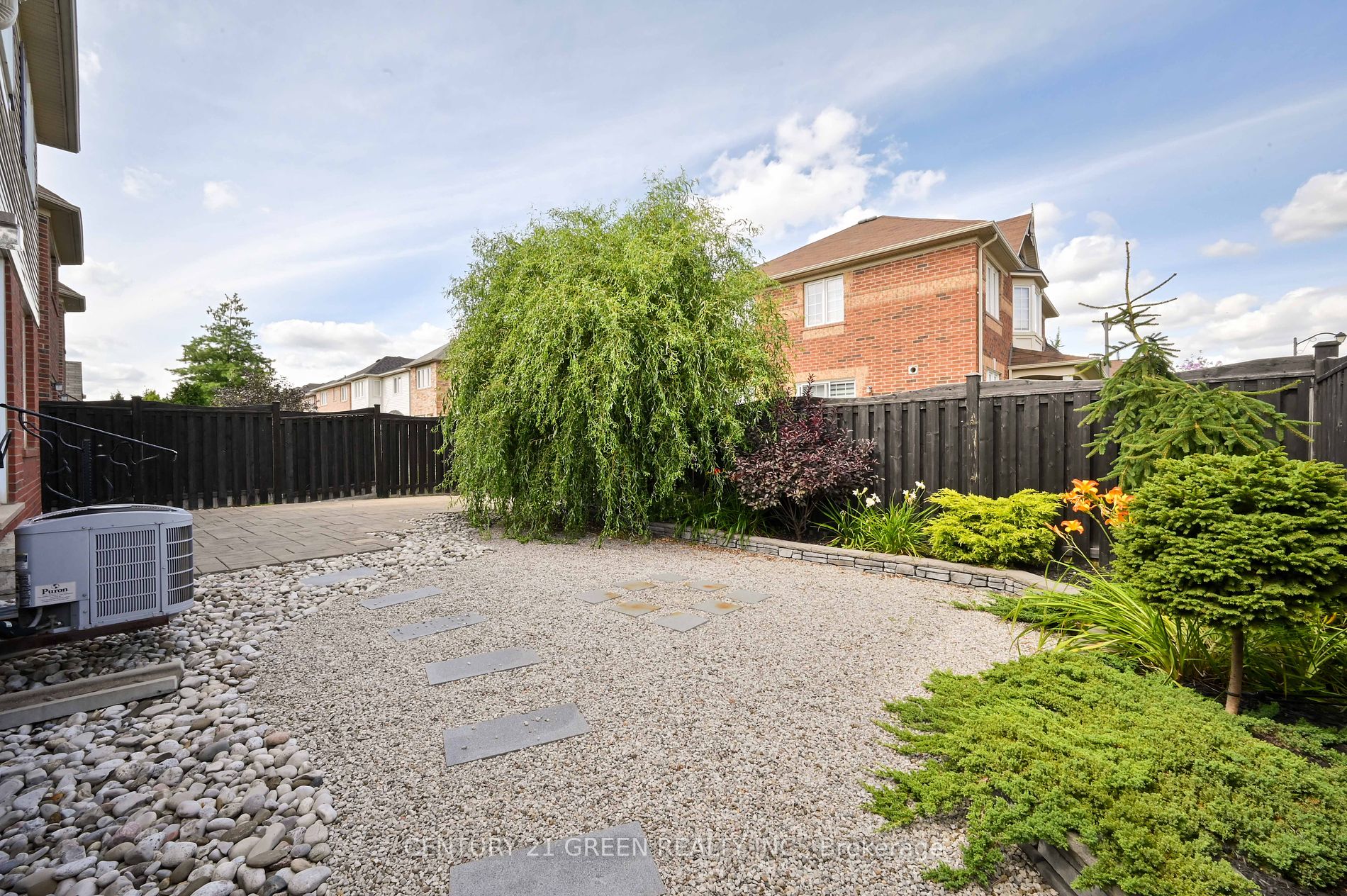 832 Rayner Crt Property Photo 28