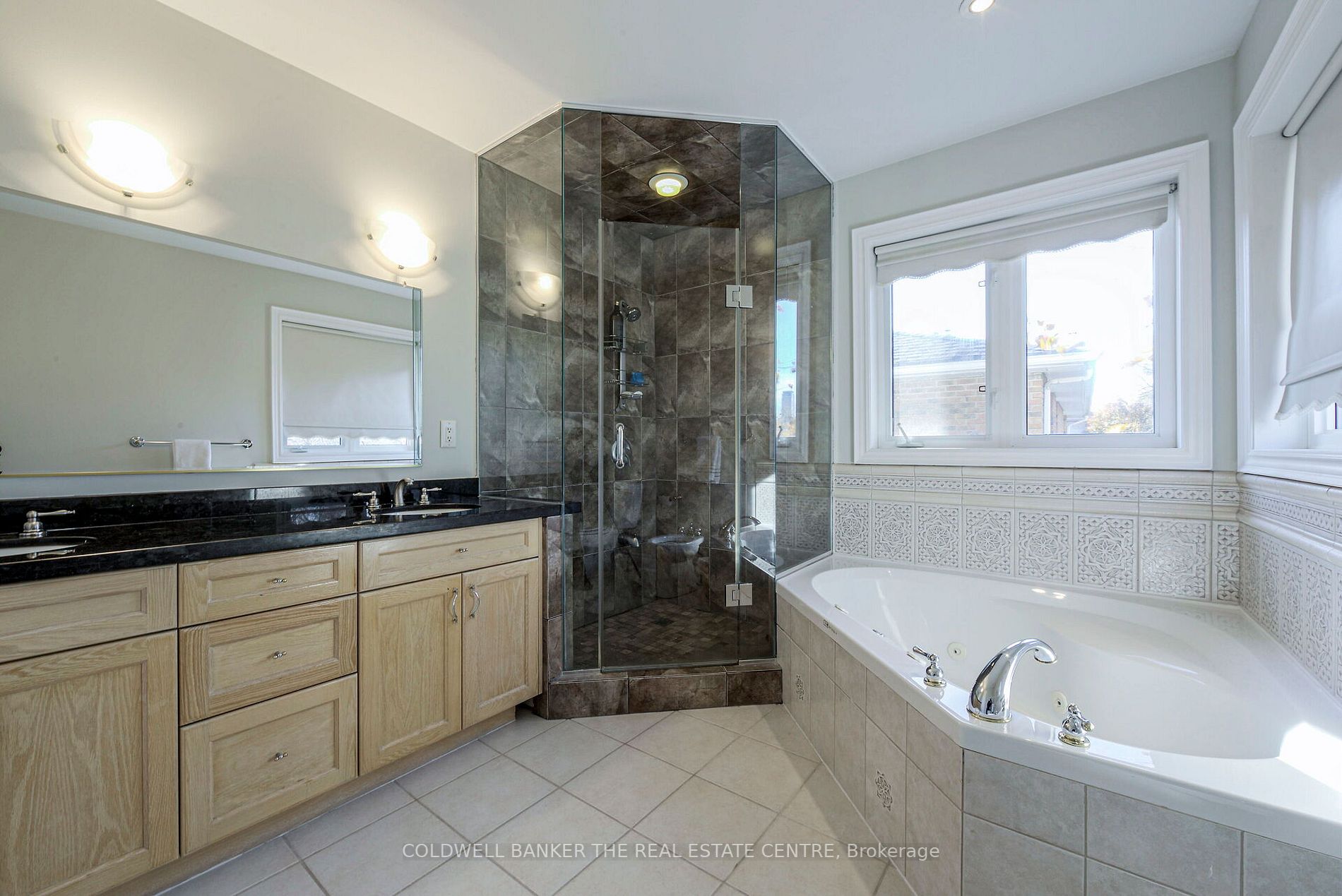 57 Fairview Rd W Property Photo 15