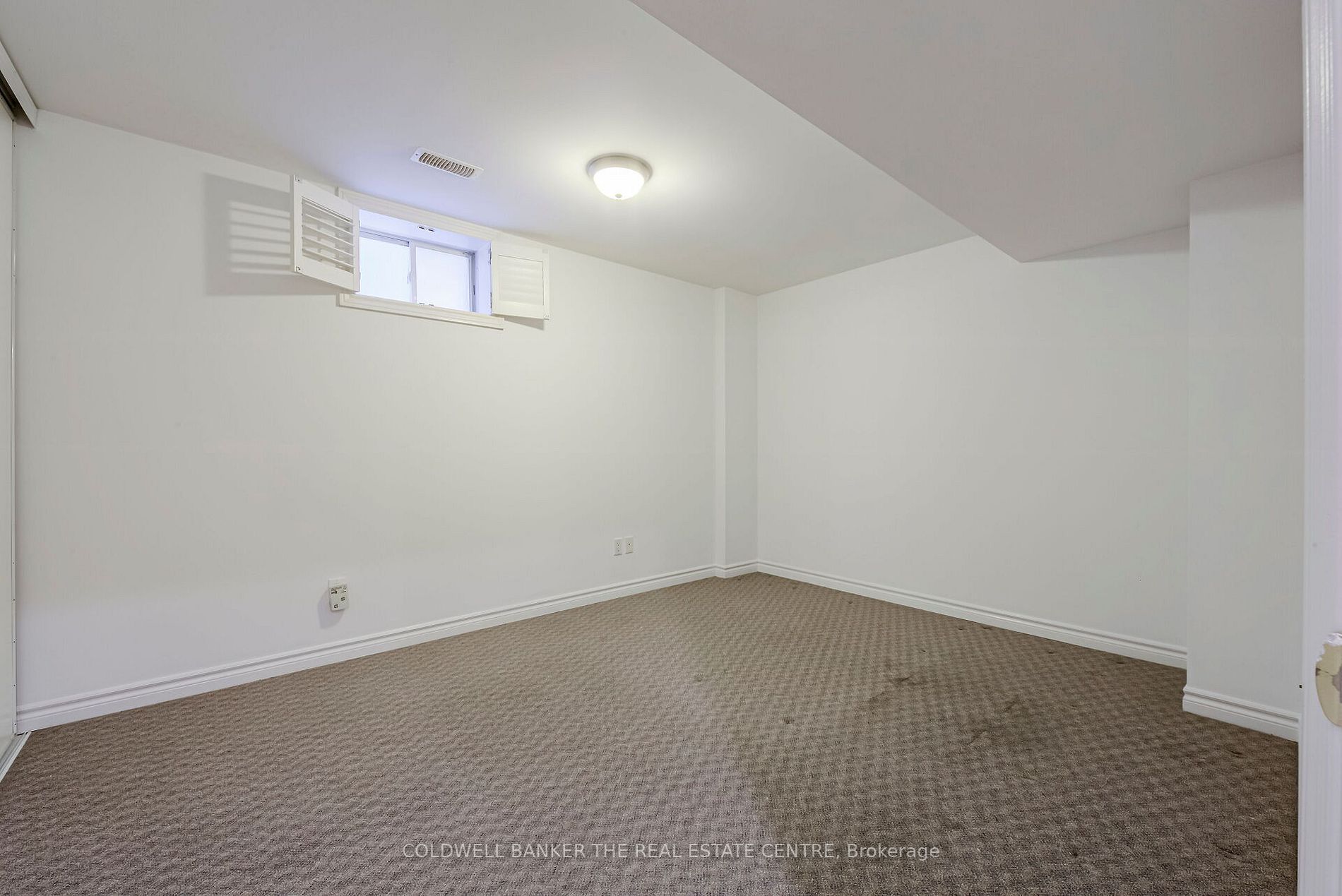 57 Fairview Rd W Property Photo 32
