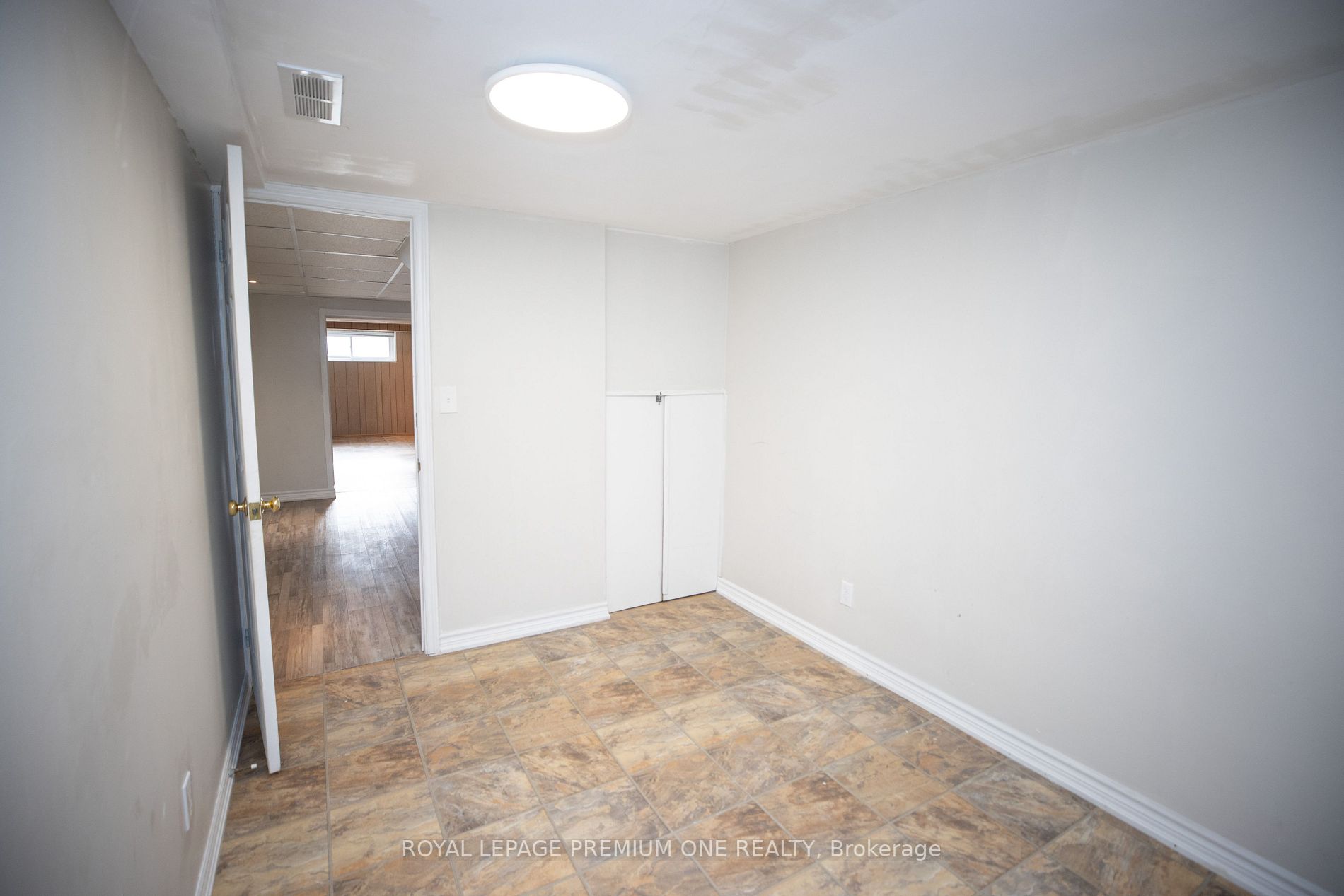 36 Eringate Dr Property Photo 24
