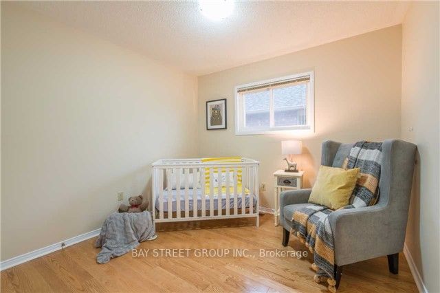 2418 Yorktown Circ Property Photo 12