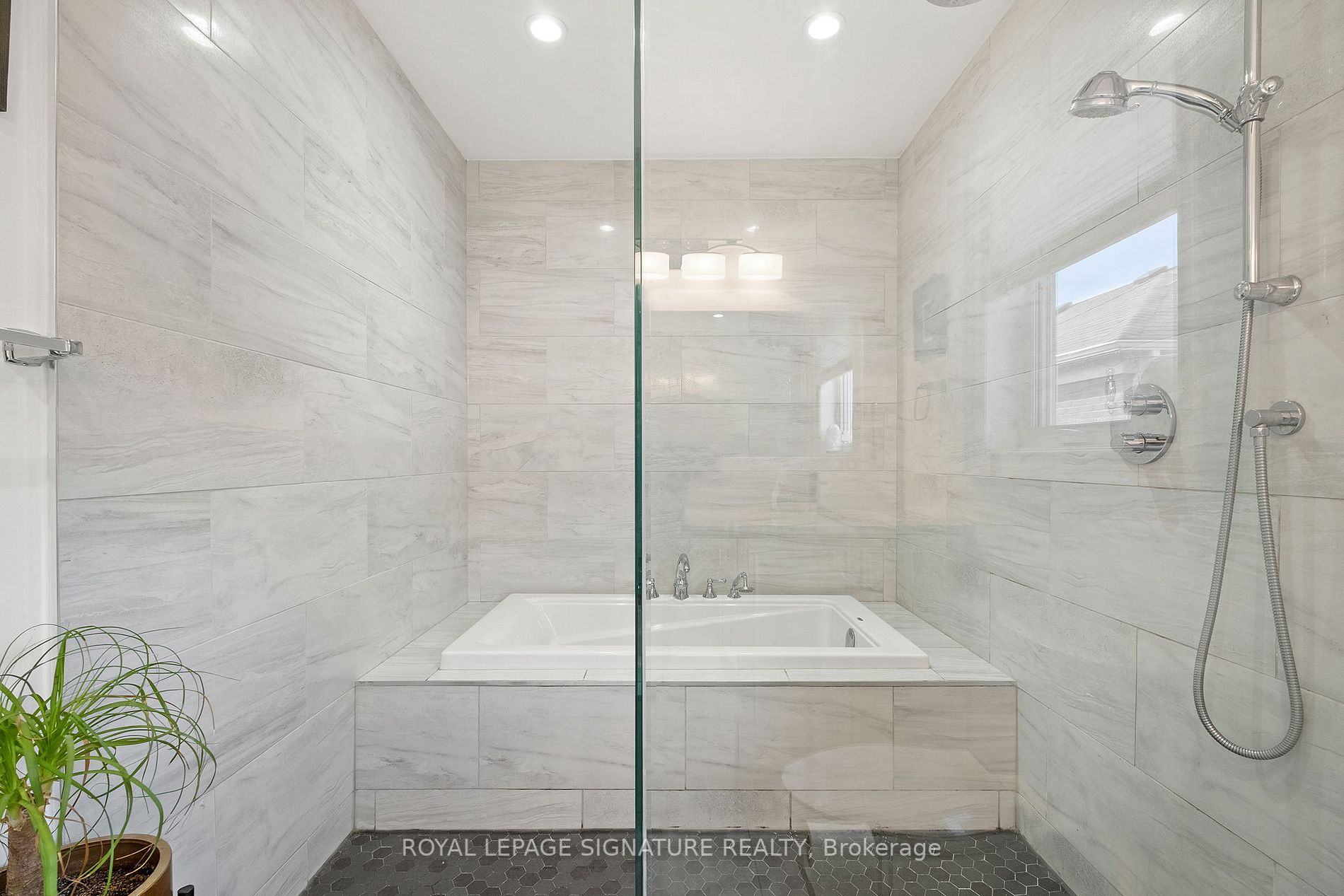 42 Murrie St Property Photo 22