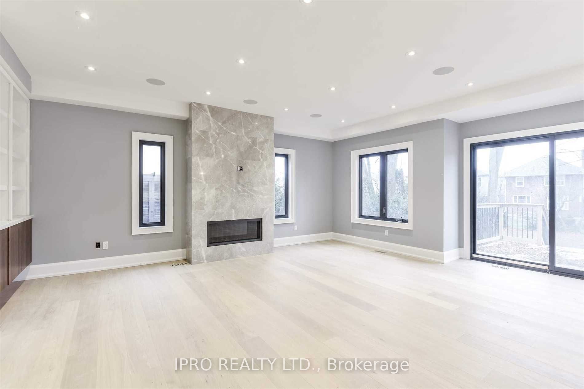 9 Donnybrook Lane Property Photo 7
