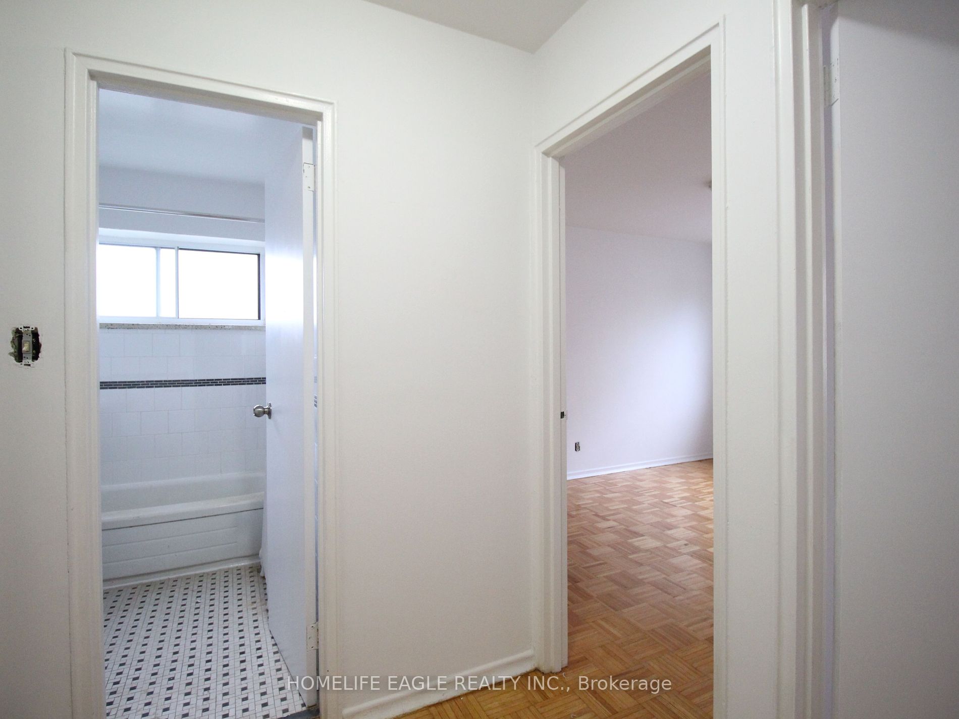 2049 Prospect St E 61 Property Photo 8