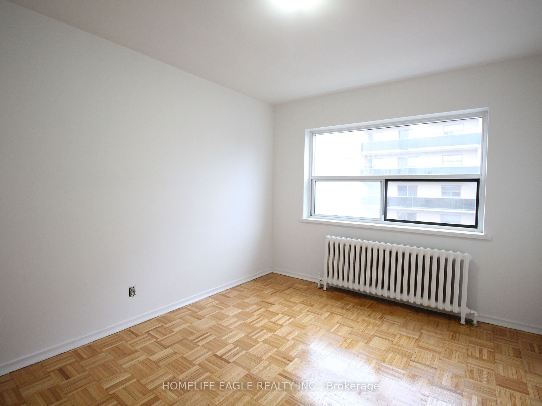 2049 Prospect St E 61 Property Photo 11