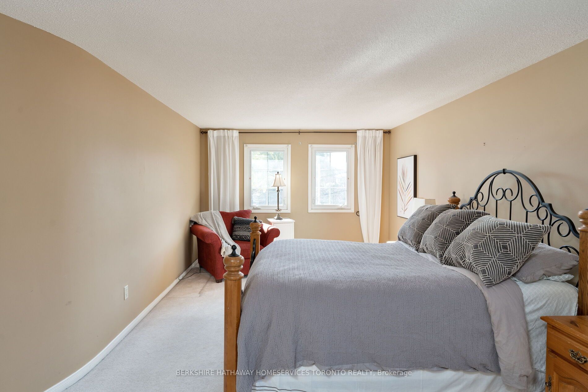 3049 Vanderbilt Rd Property Photo 16