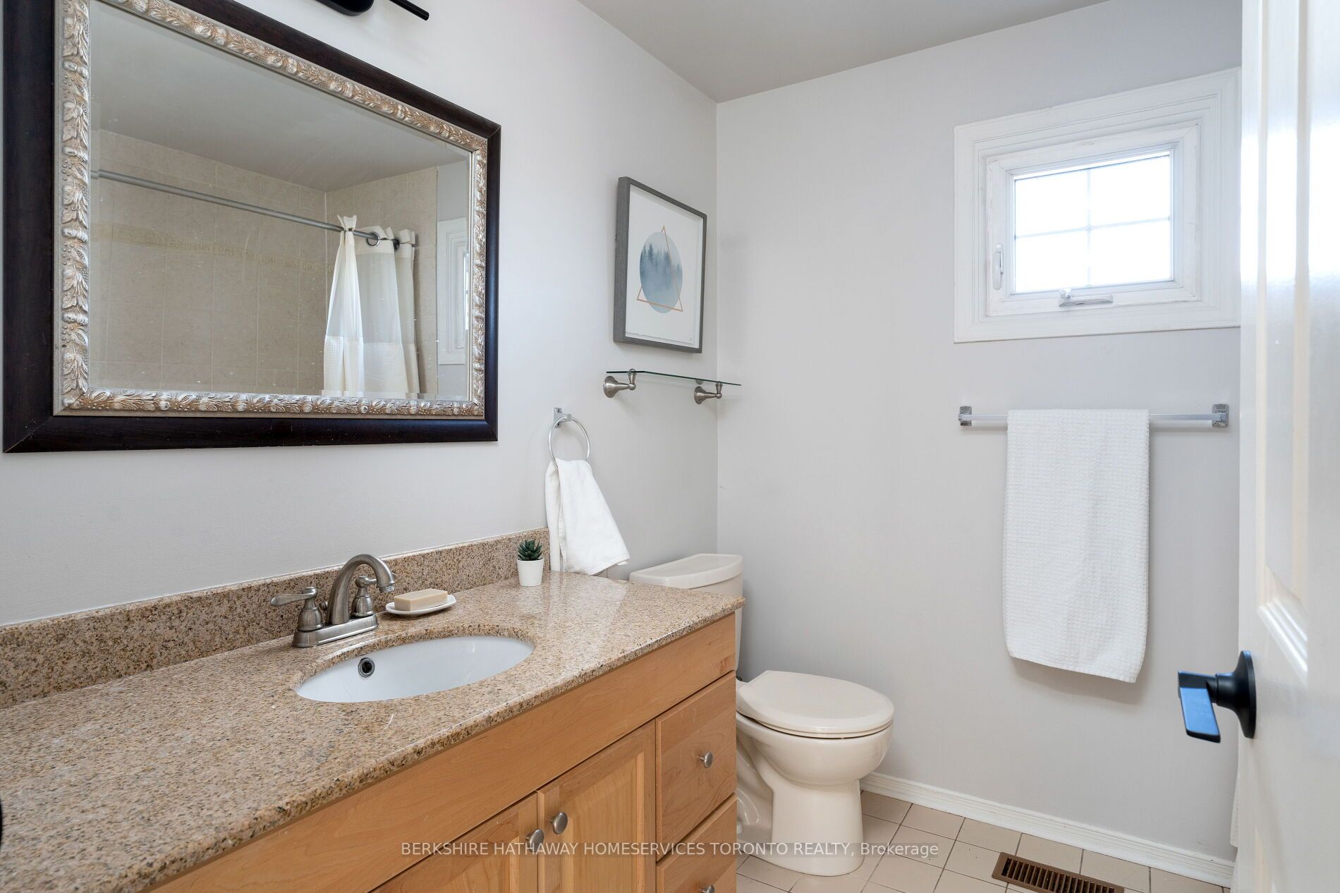 3049 Vanderbilt Rd Property Photo 22