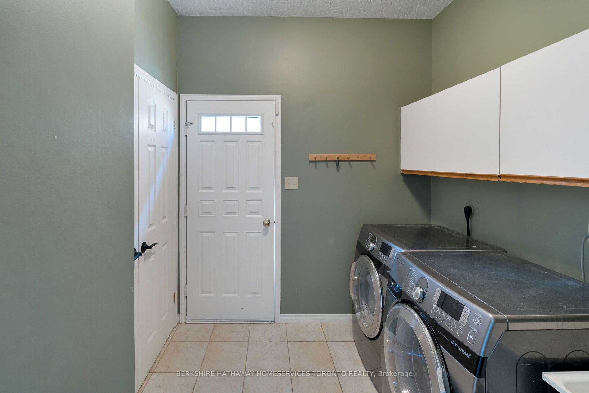 3049 Vanderbilt Rd Property Photo 27