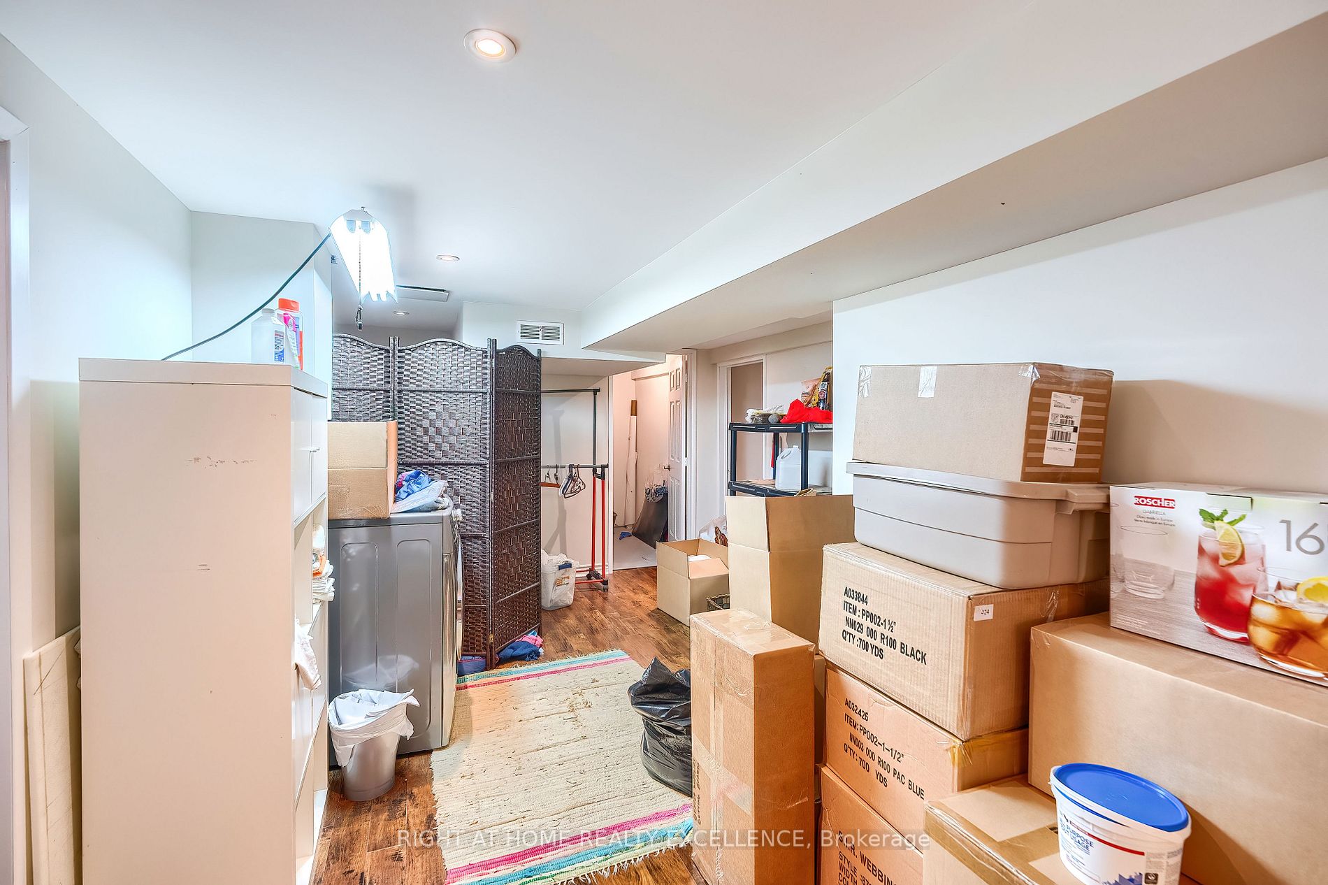 568 Ridgemount Cres Property Photo 27