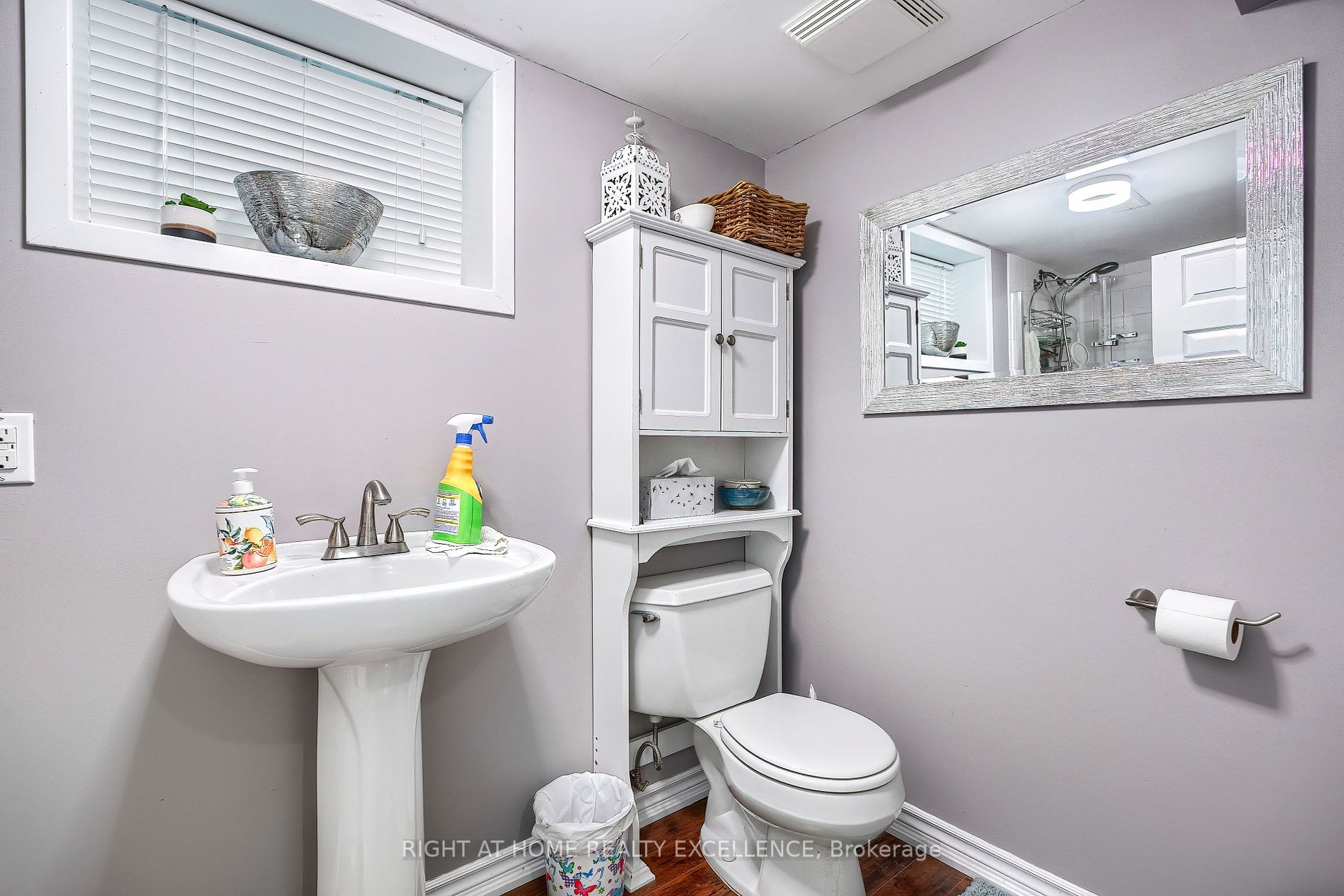 568 Ridgemount Cres Property Photo 31
