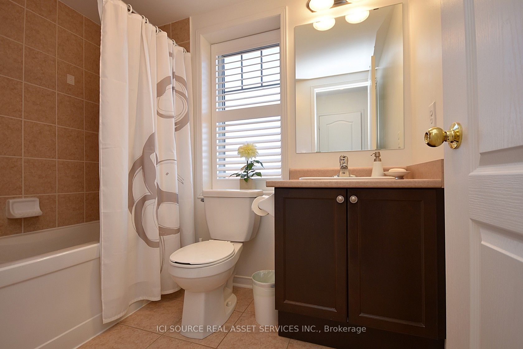 3250 Bentley Dr 26 Property Photo 12
