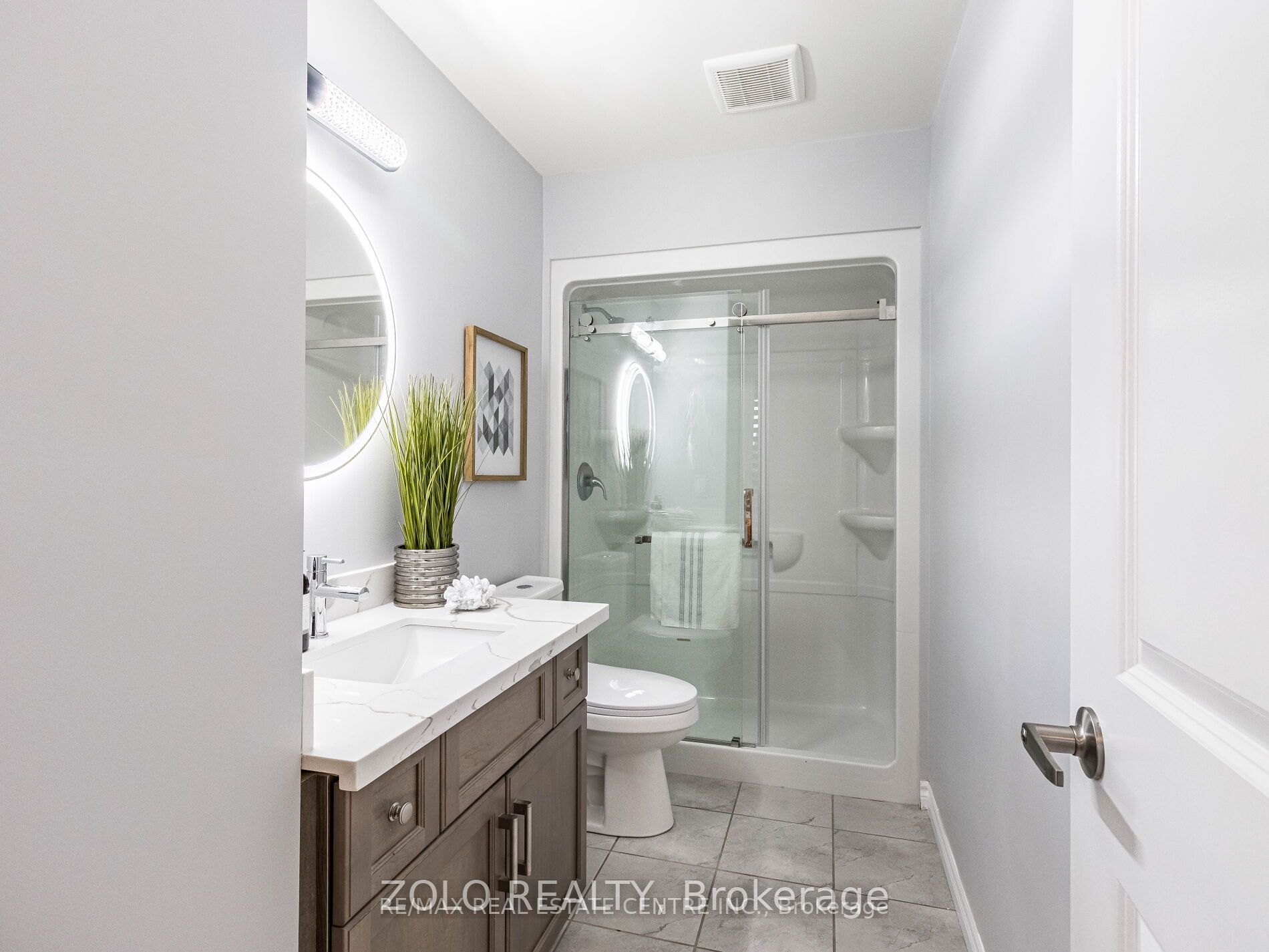630 Sauve St Property Photo 23