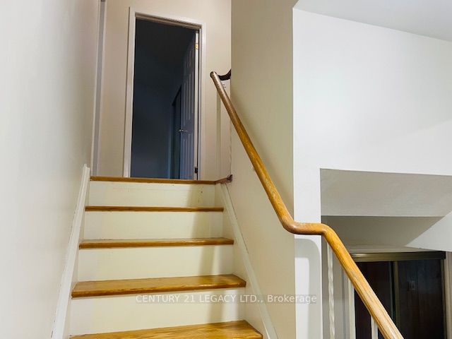 30 Beechwood Cres Property Photo 11
