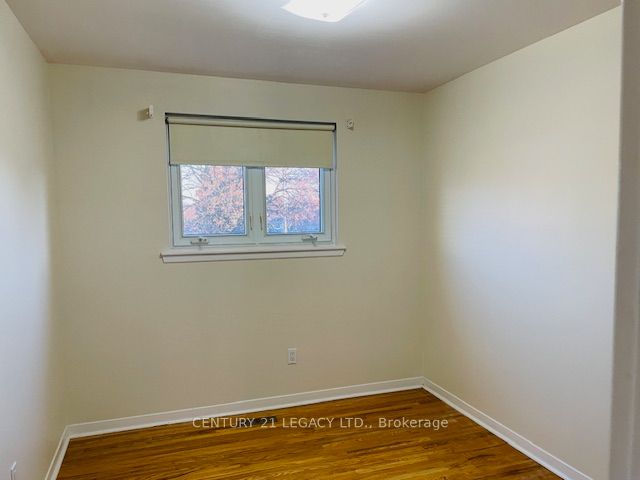 30 Beechwood Cres Property Photo 21