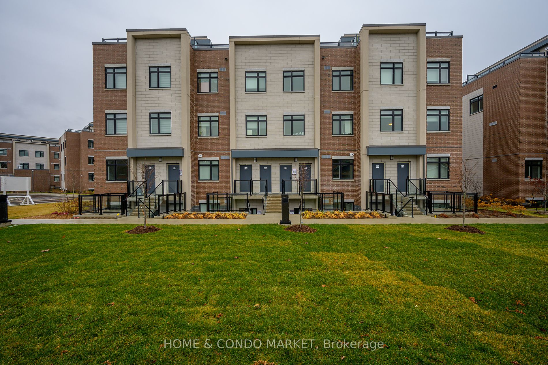 1070 Douglas Mccurdy Comm Way 114 Property Photo 1