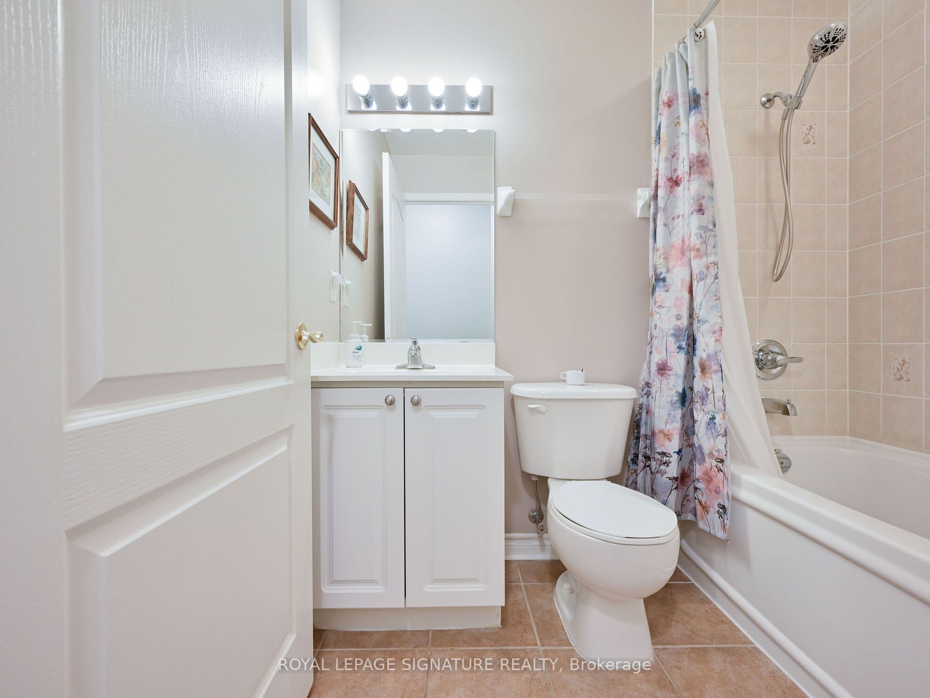 350 Princess Royal Dr 11 Property Photo 32