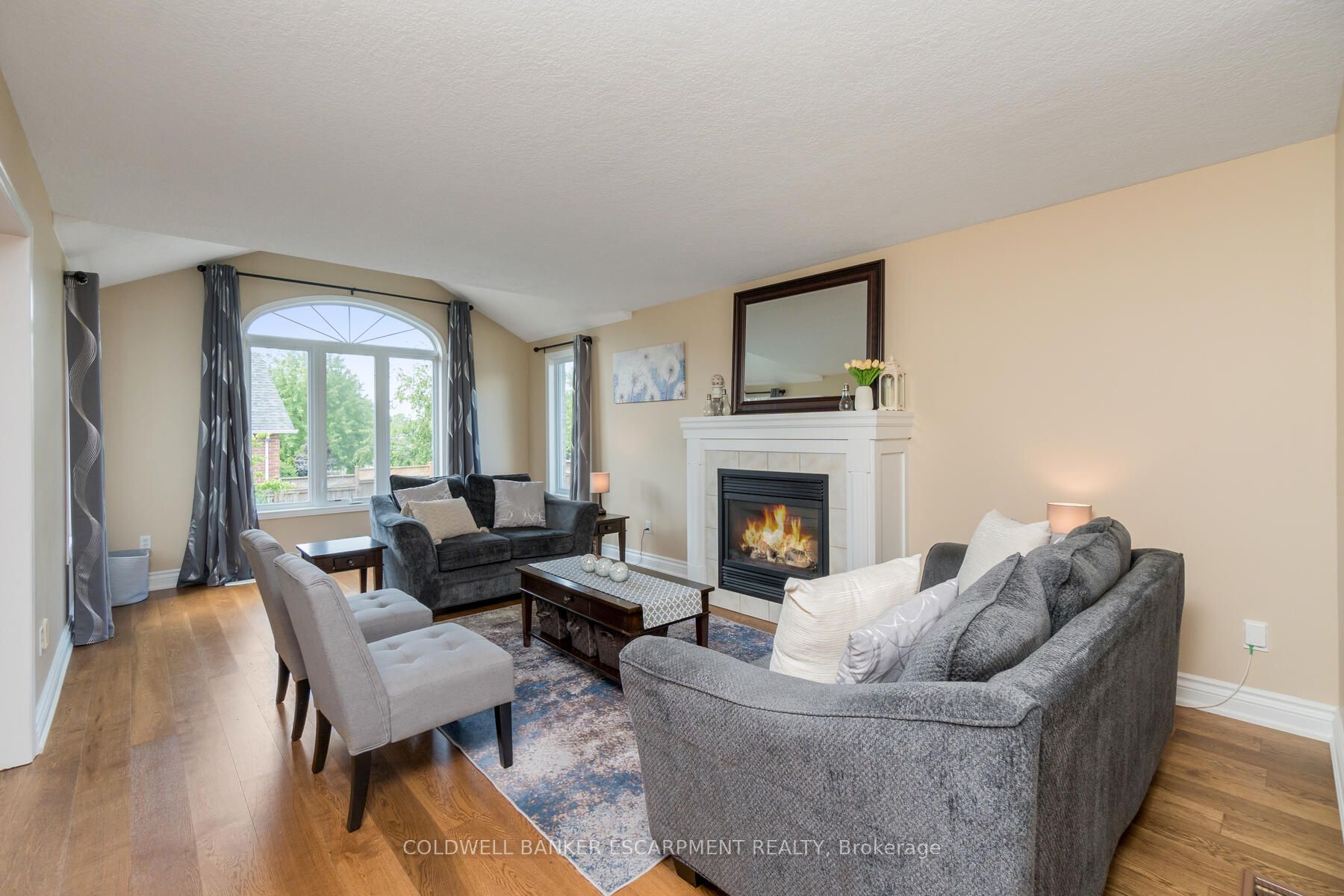 57 Rachlin Dr Property Photo 5