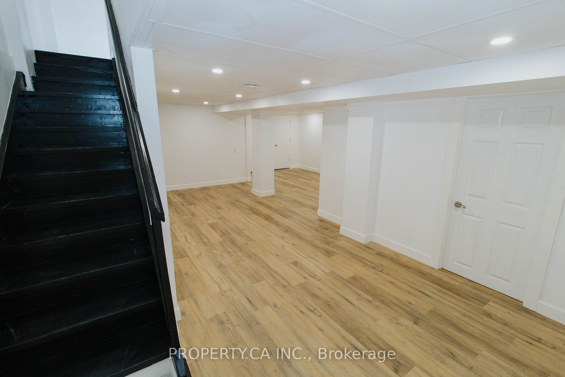 154 Kerr St Property Photo 2