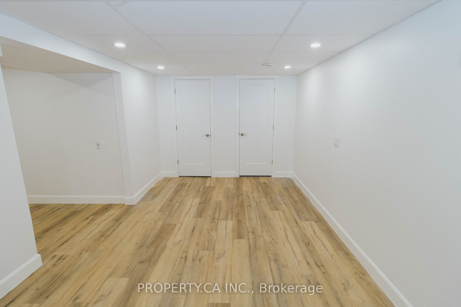 154 Kerr St Property Photo 8