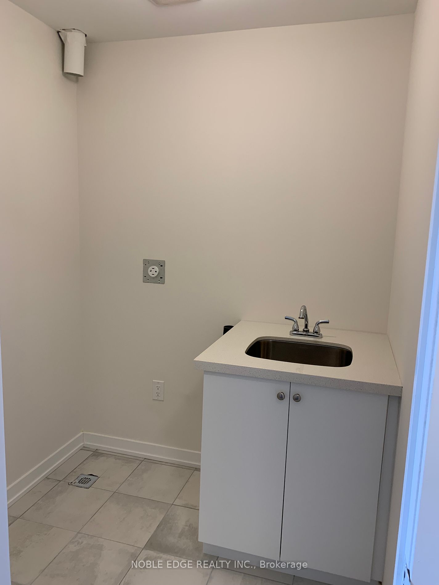 28 Stella Cres Property Photo 11