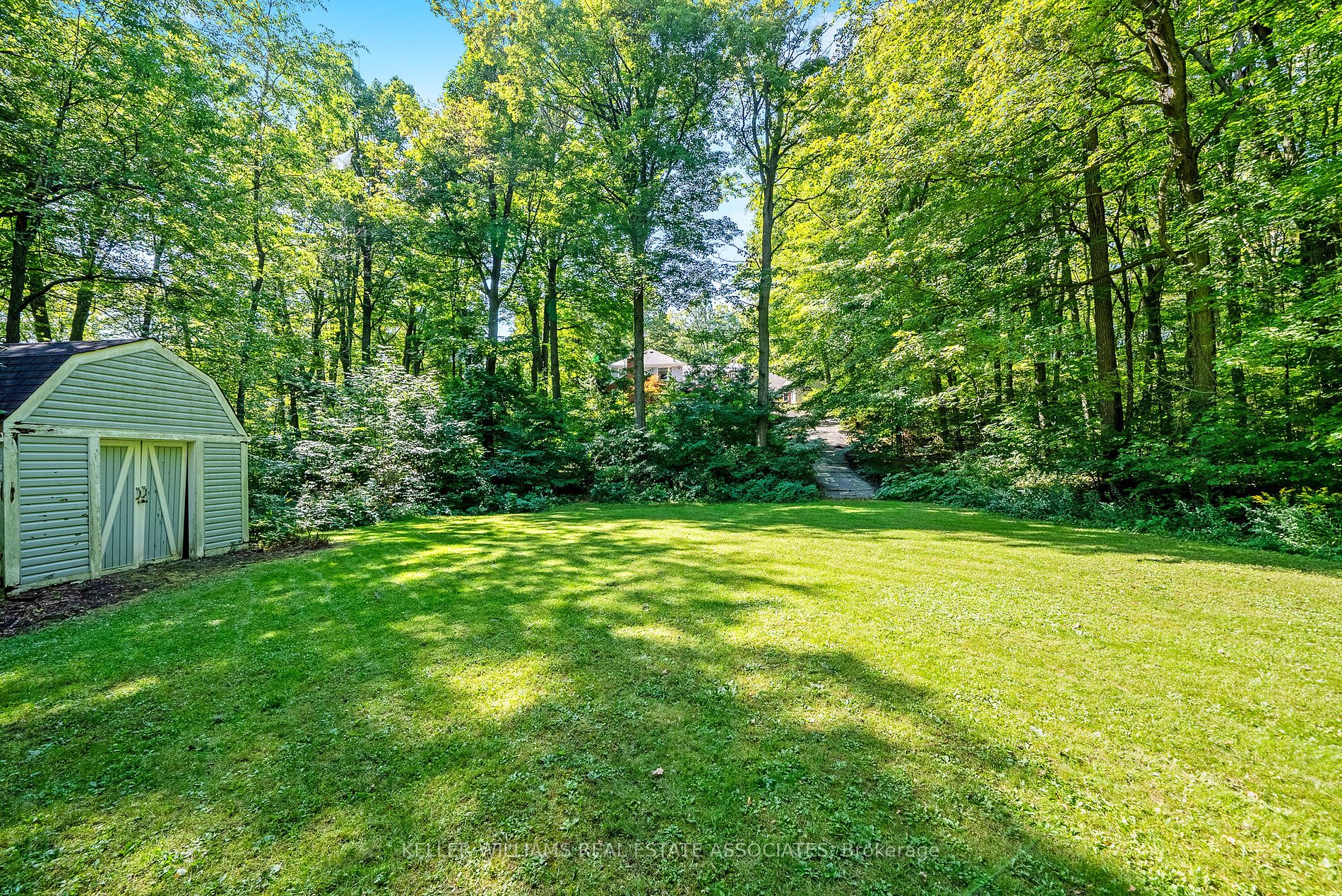 7507 Bell School Line Property Photo 38