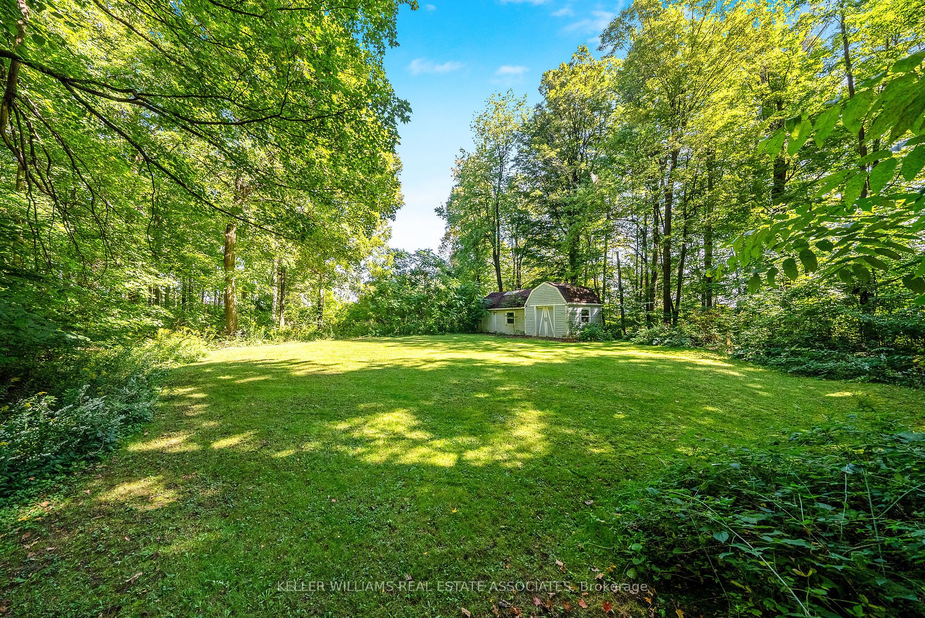 7507 Bell School Line Property Photo 39