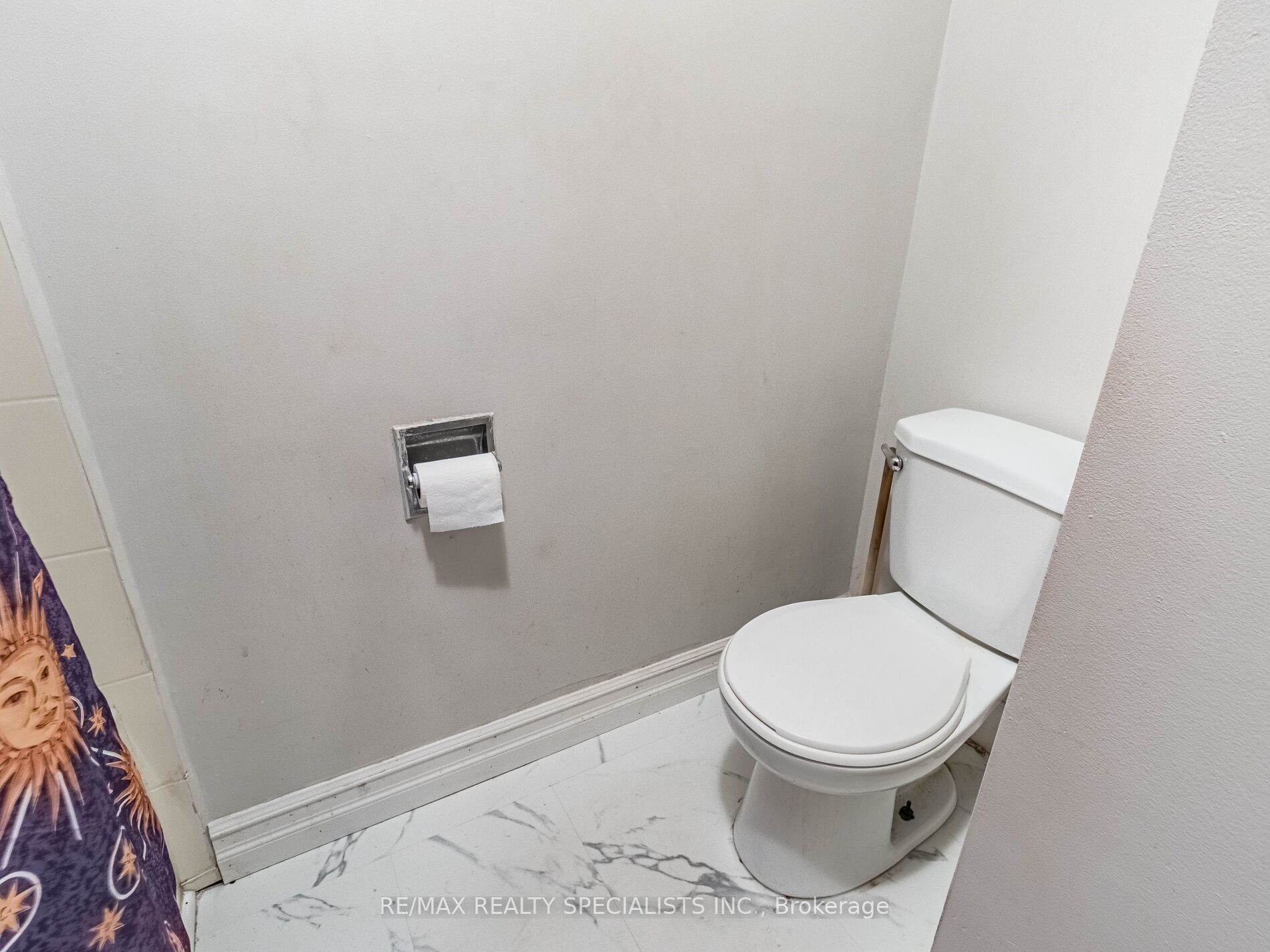 5475 Lakeshore Rd 10 Property Photo 26
