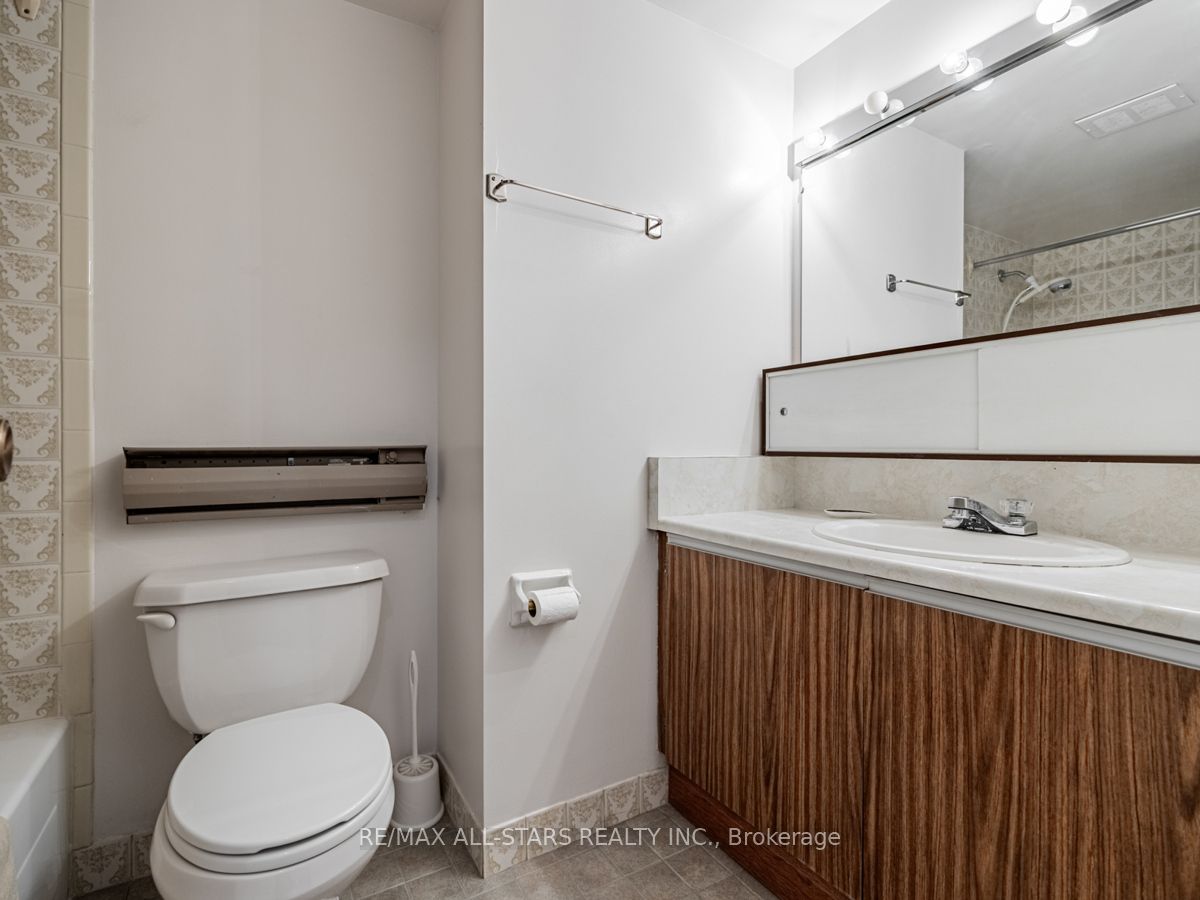 75 Emmett Ave 9 Property Photo 29