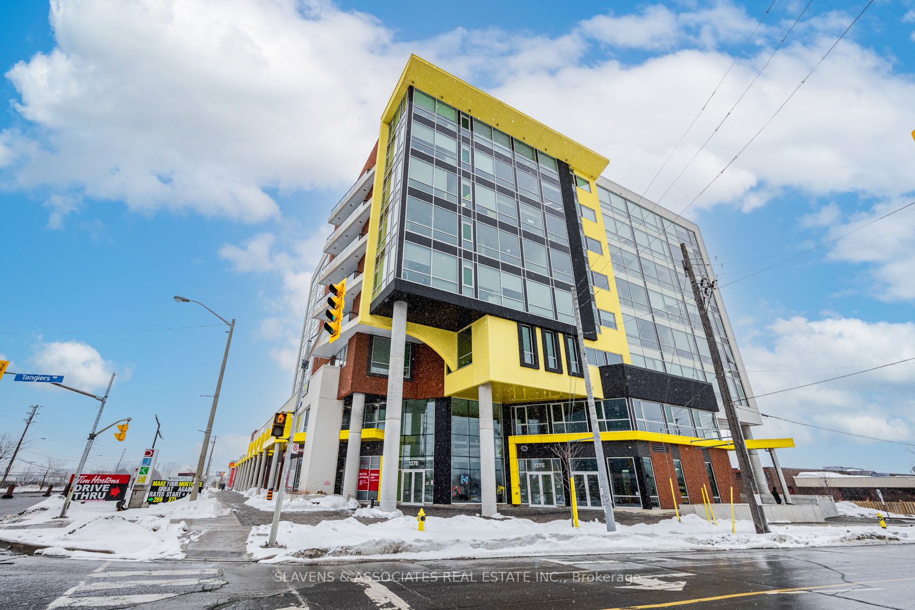 1275 Finch Ave W Property Photo 2