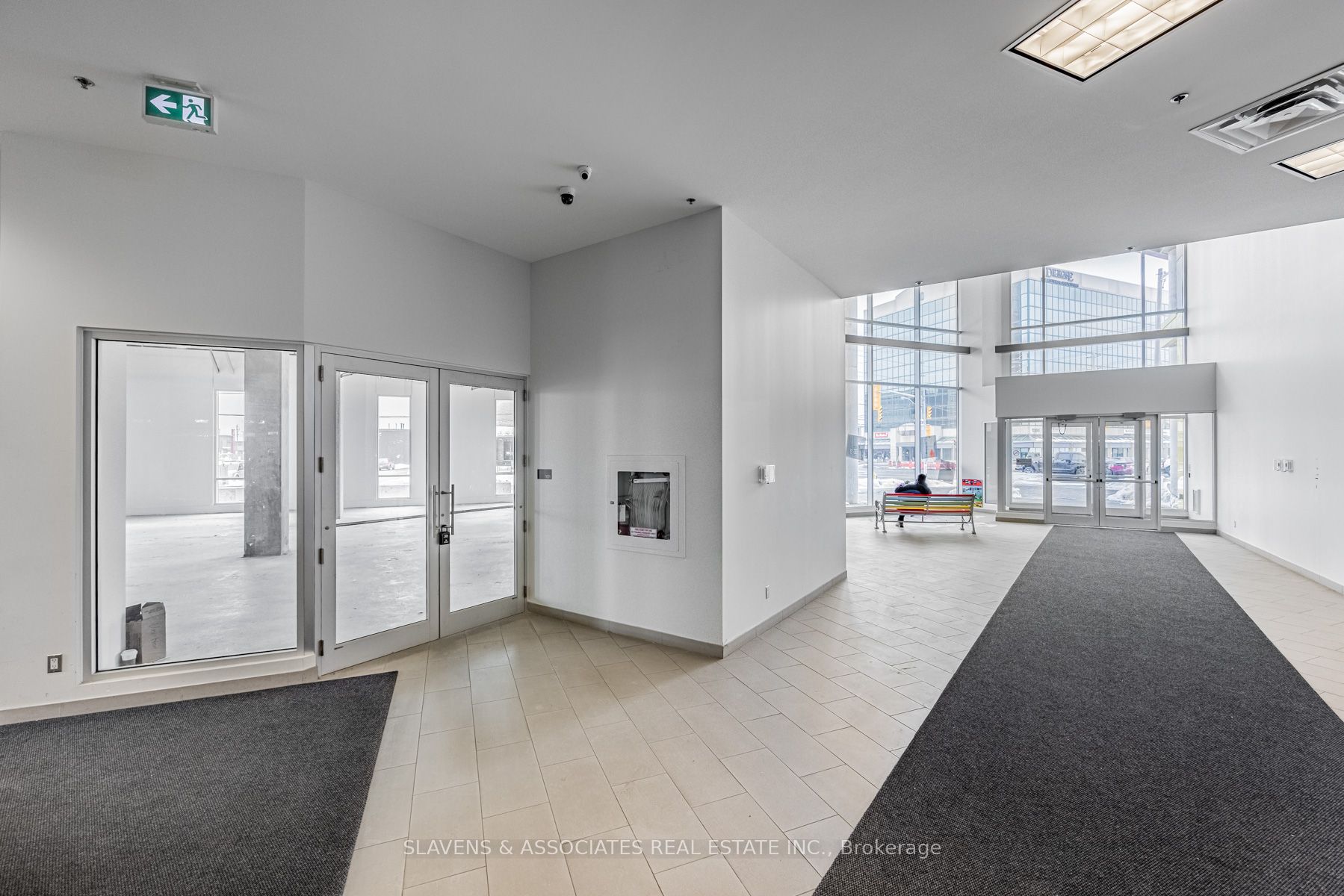 1275 Finch Ave W Property Photo 10