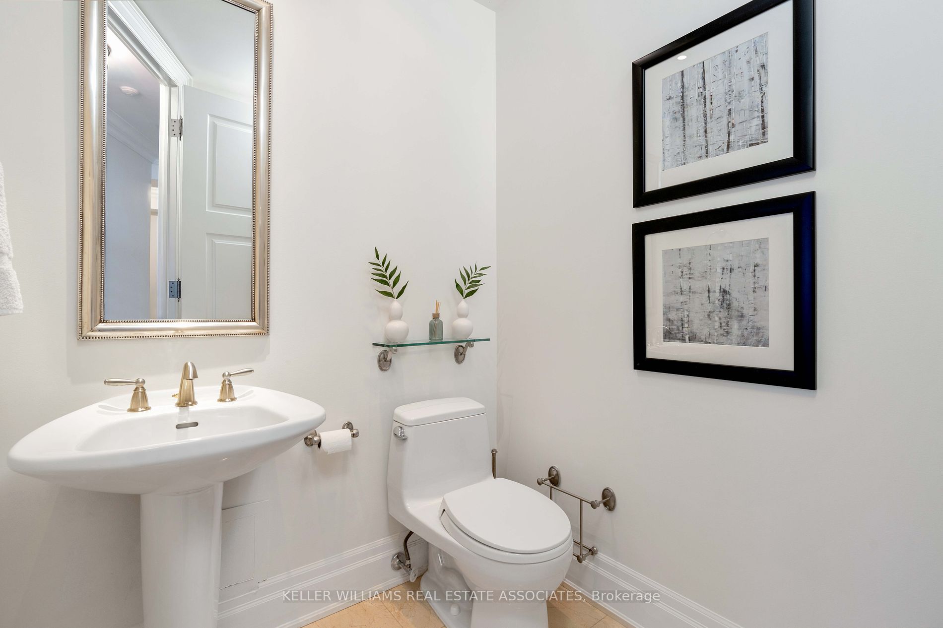 2095 Lake Shore Blvd W 19 Property Photo 16