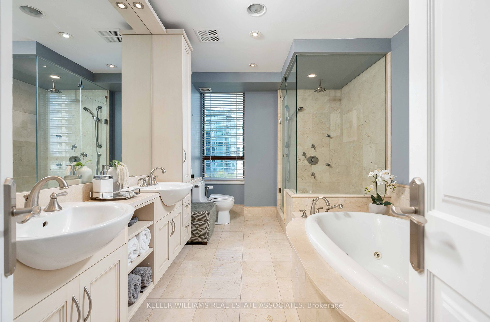 2095 Lake Shore Blvd W 19 Property Photo 20