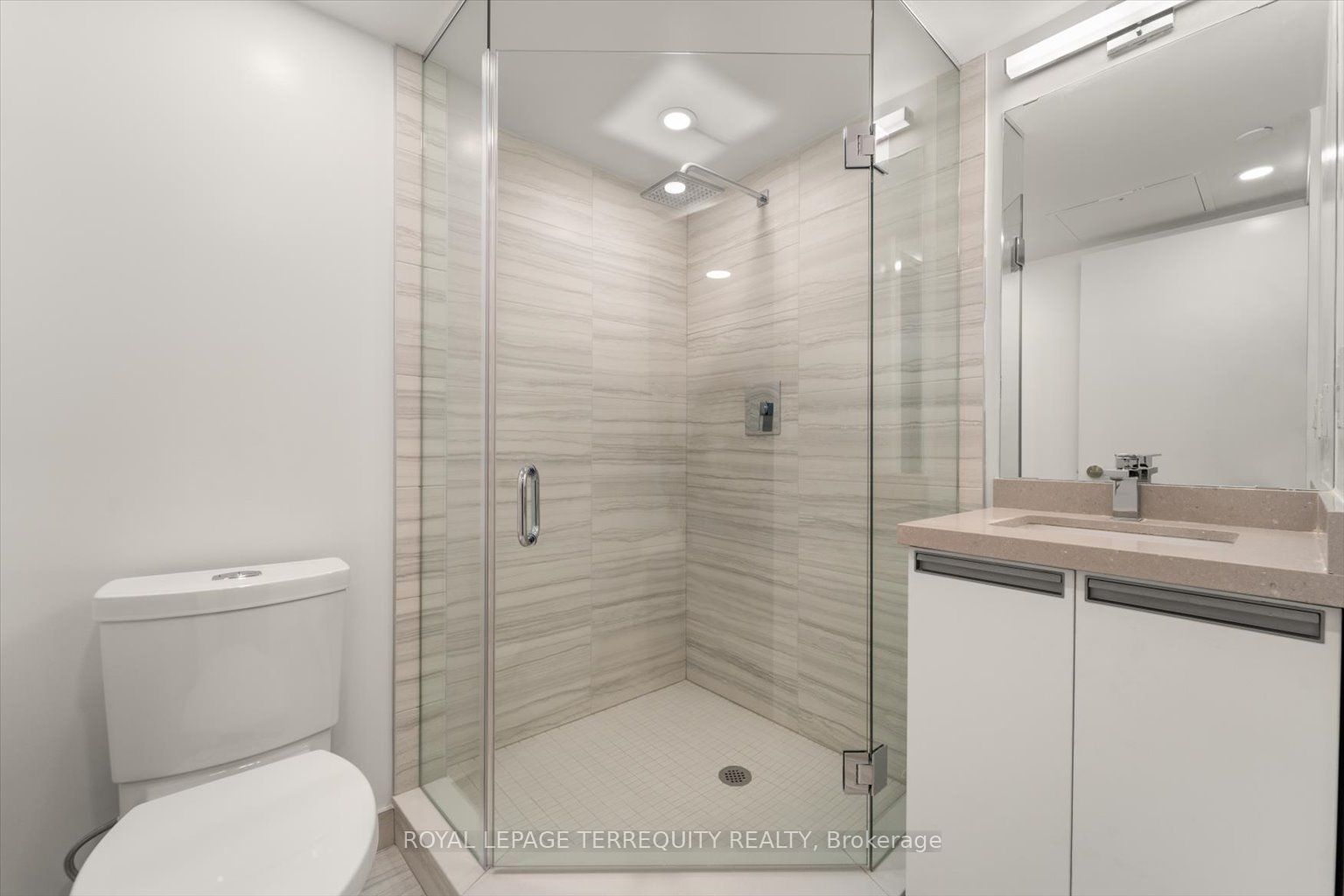 160 Kingsway Cres 19 Property Photo 14