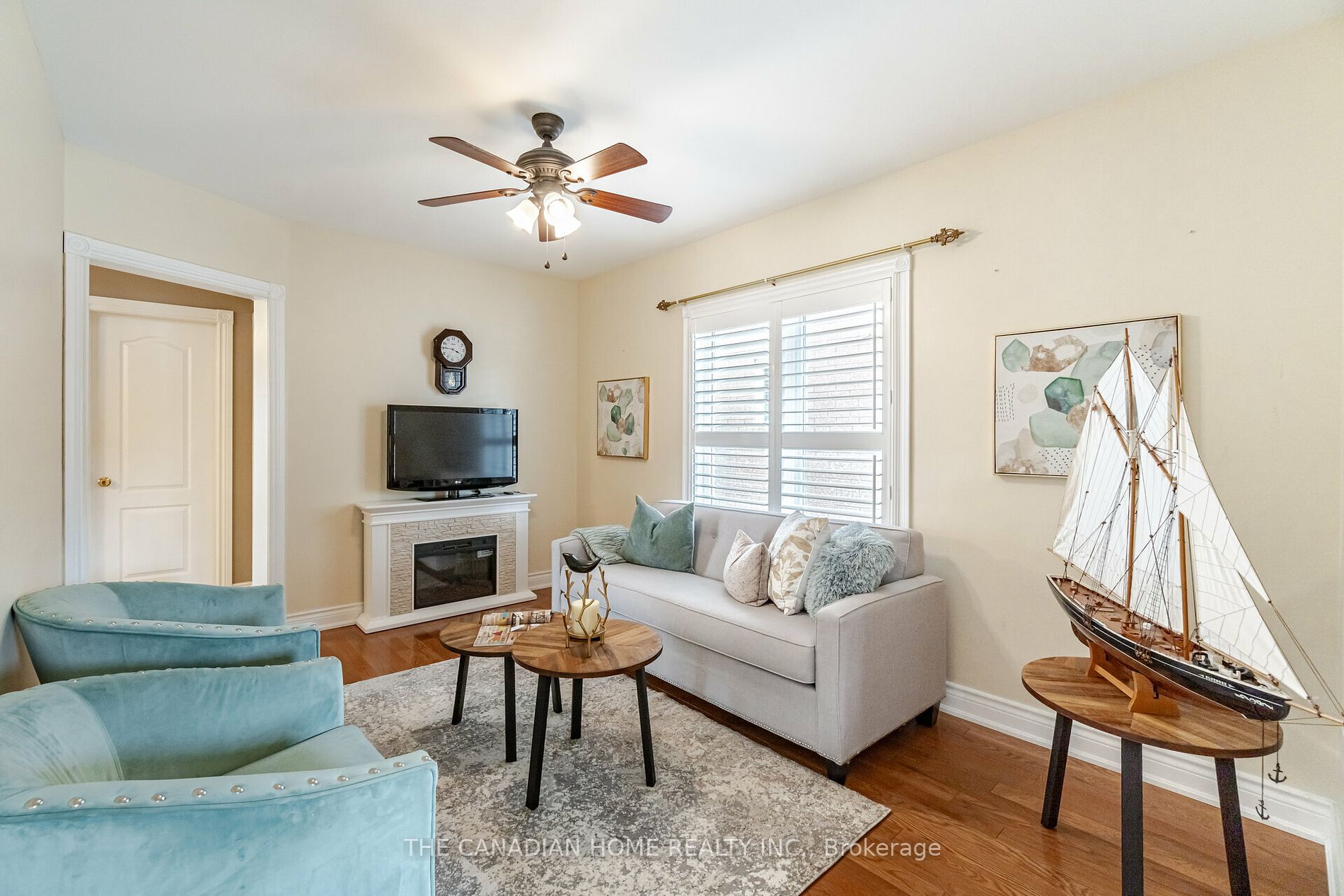 6356 Newcombe Dr Property Photo 16
