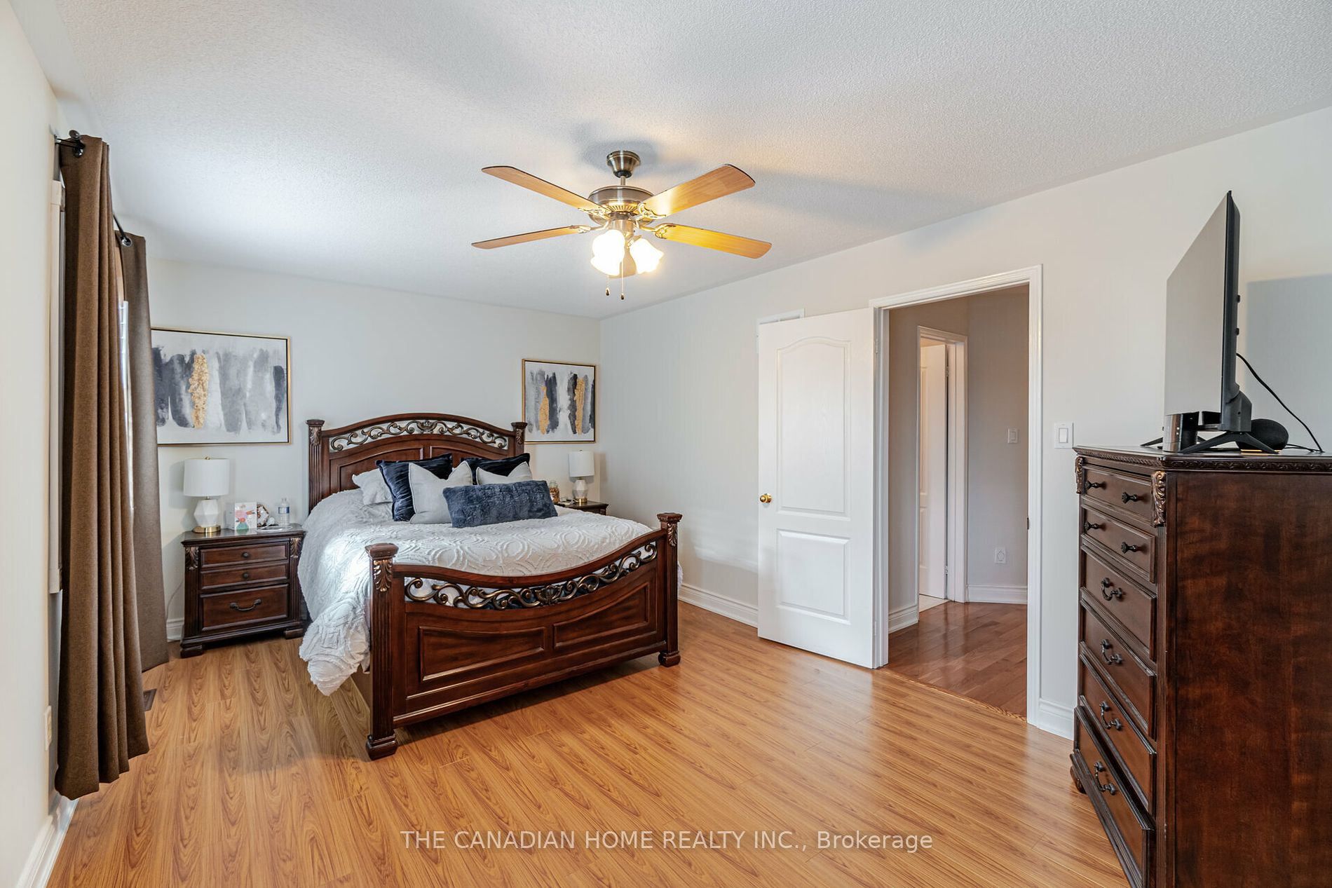 6356 Newcombe Dr Property Photo 19