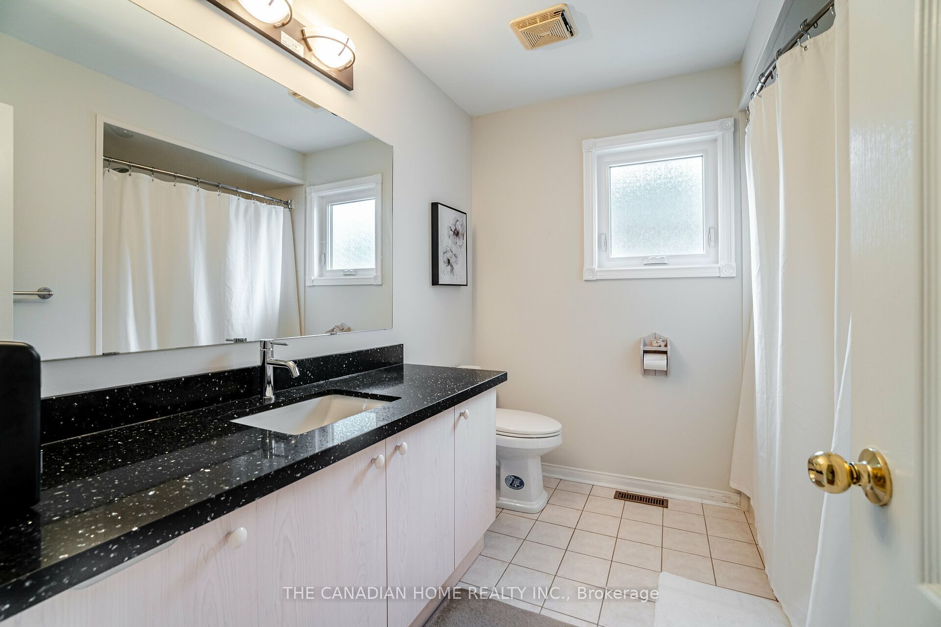 6356 Newcombe Dr Property Photo 27