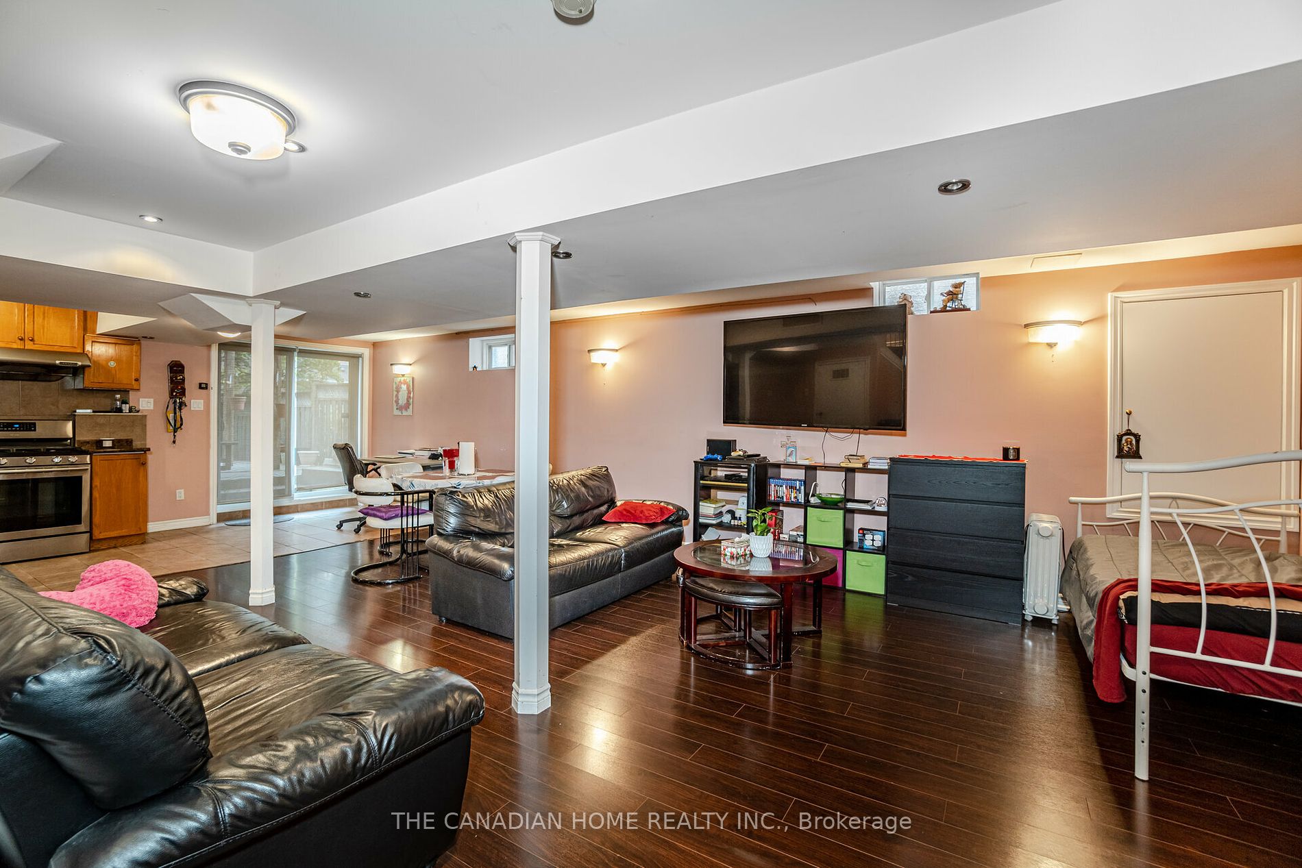 6356 Newcombe Dr Property Photo 30
